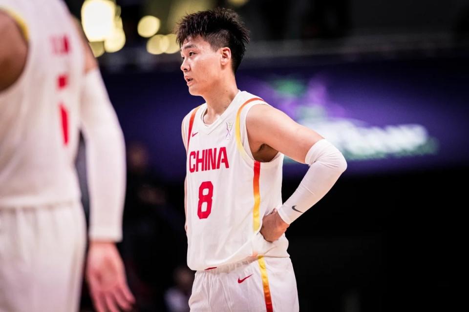 不过中国男, 制对手