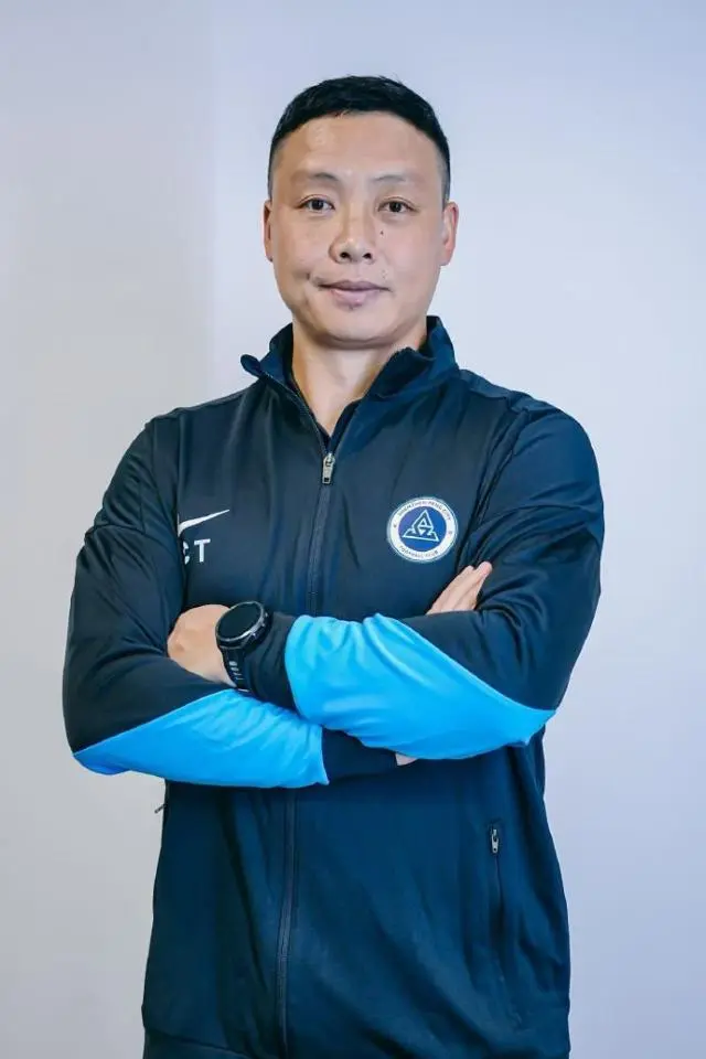 entit, 运动员履历, 理教练